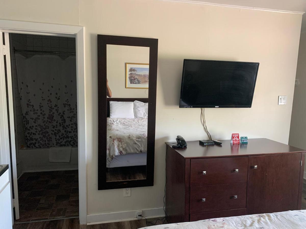 Nites Inn Motel Cornwall Dış mekan fotoğraf