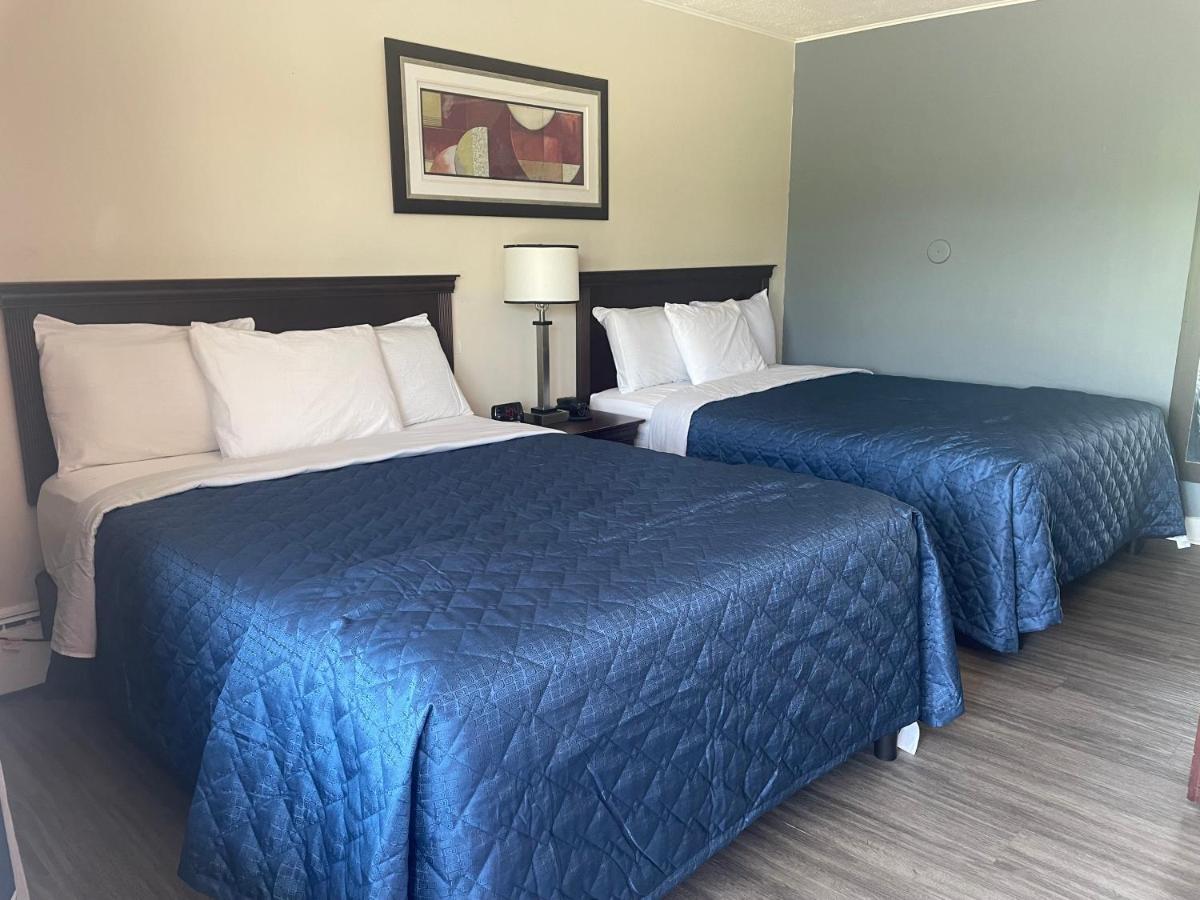 Nites Inn Motel Cornwall Dış mekan fotoğraf
